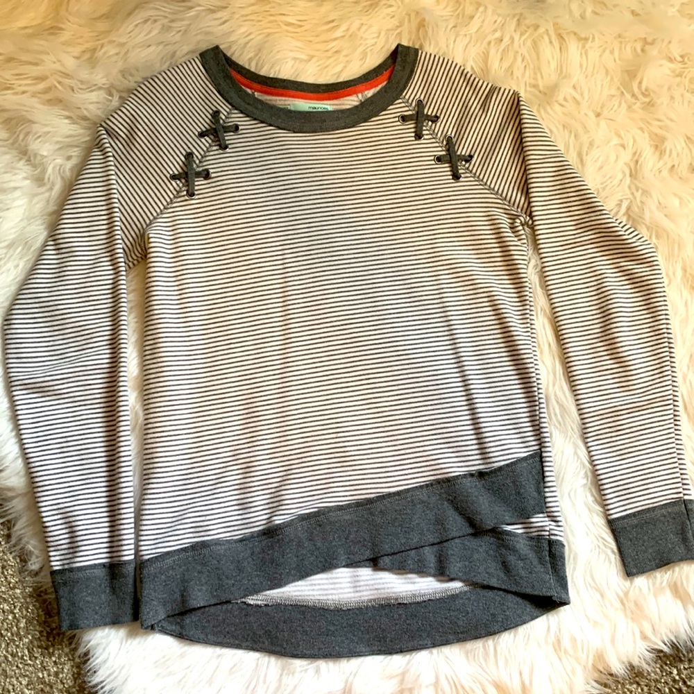 Maurice’s heather grey and white vertical-striped sweatshirt. Sz Medium.